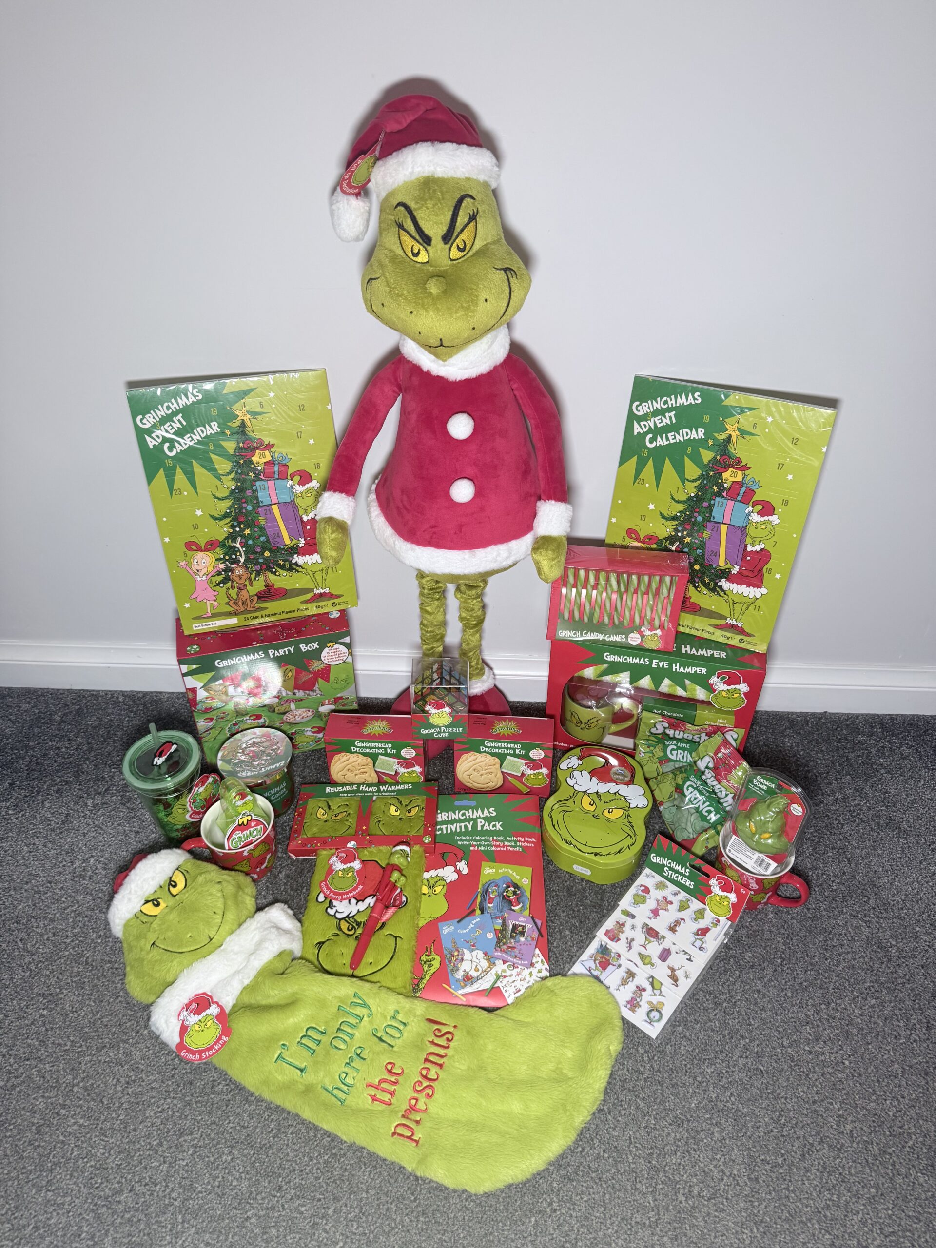 WIN GRINCHMAS BUNDLE - Image 2